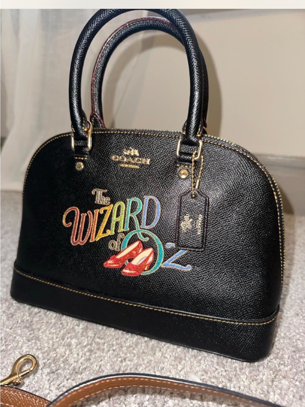 Rare Coach Black 'Wizard of Oz' Dome Satchel with Multicolor Graphic - Picture 3 of 8